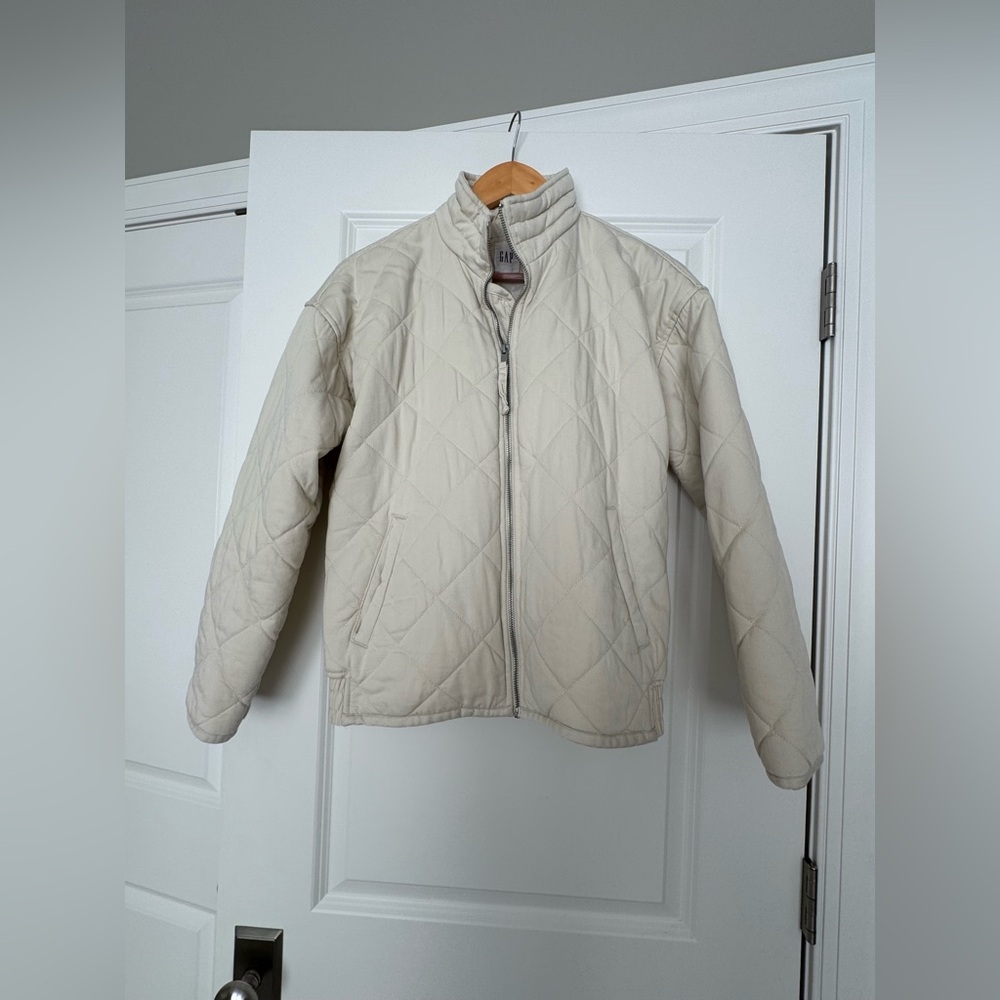 GAP Cream Puffer Jacket